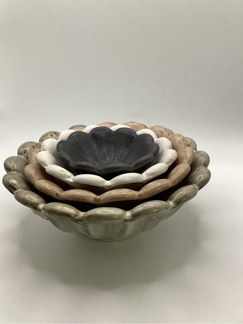 SO CUTE! Creative Co-Op stoneware set/4 flower nesting bowls